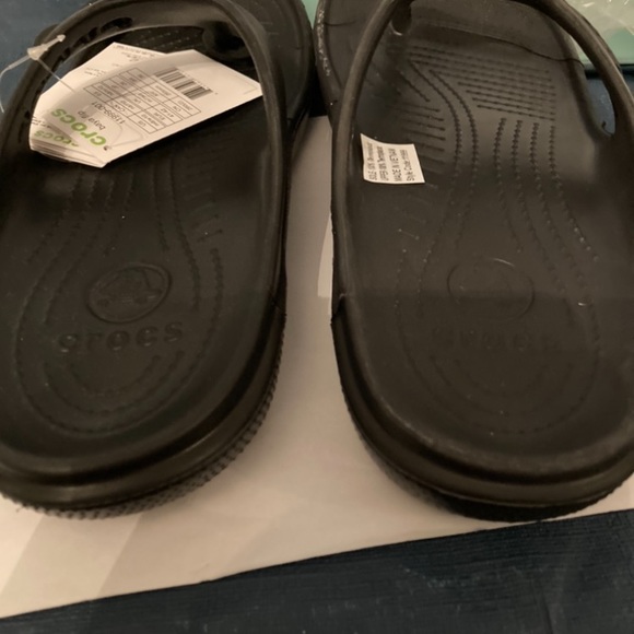 Crocs thongs - Picture 3 of 4